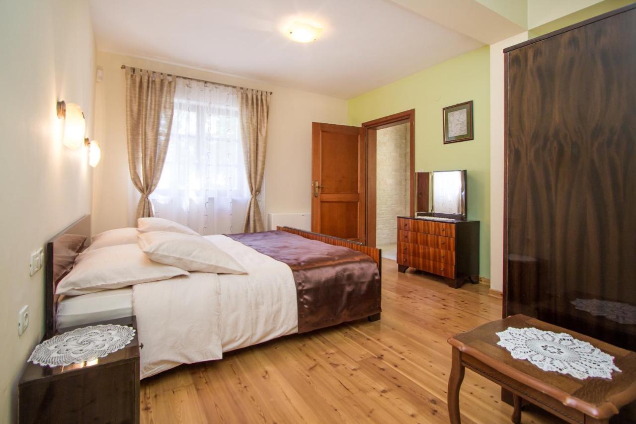 Villa Kringa Tinjan Esterno foto