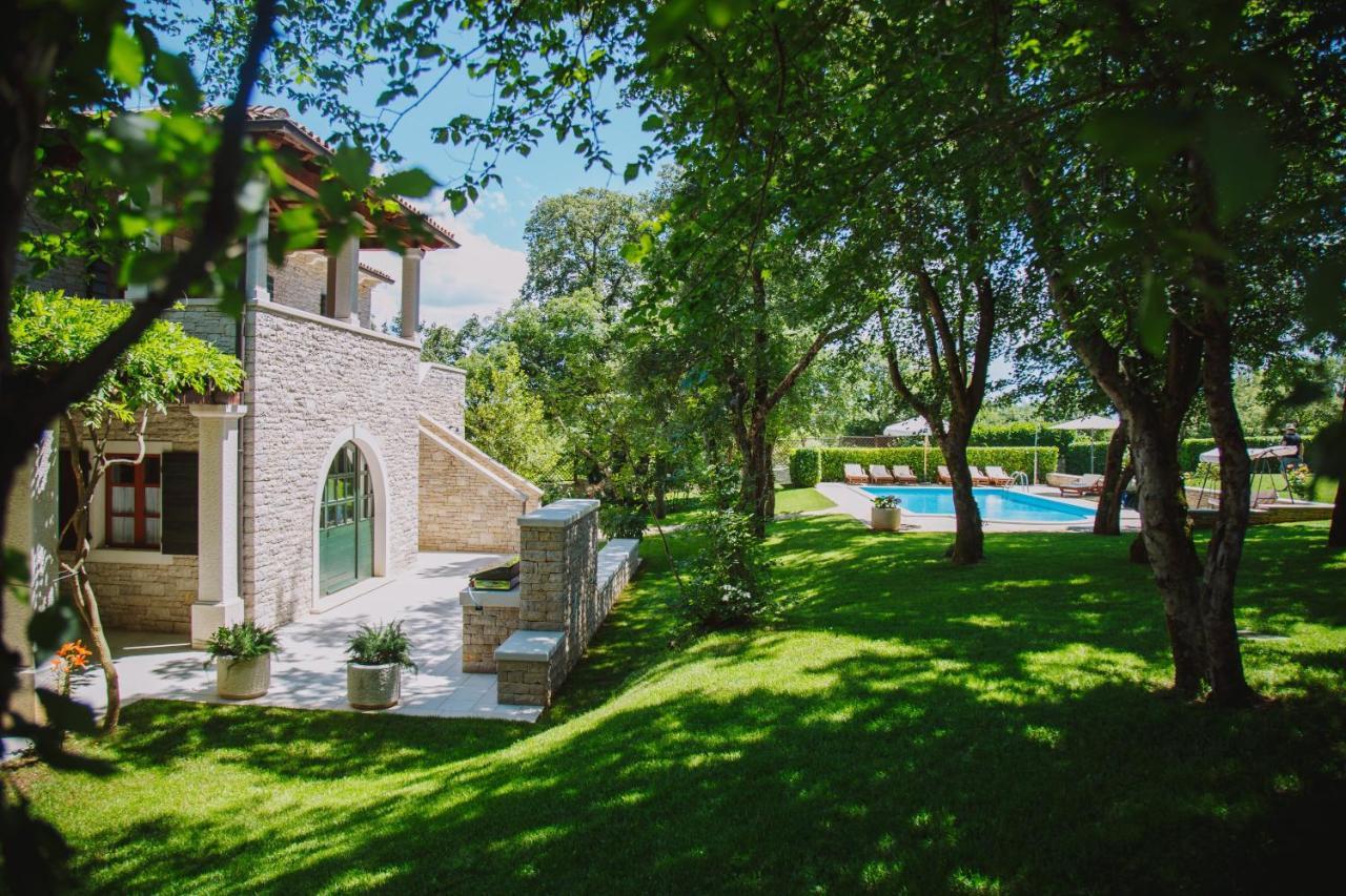 Villa Kringa Tinjan Esterno foto