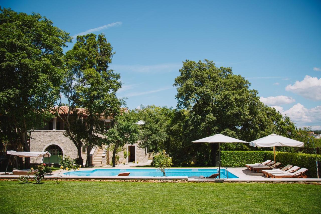Villa Kringa Tinjan Esterno foto