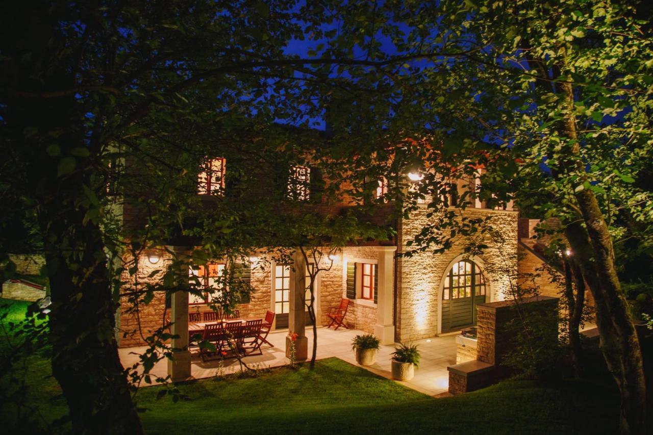 Villa Kringa Tinjan Esterno foto