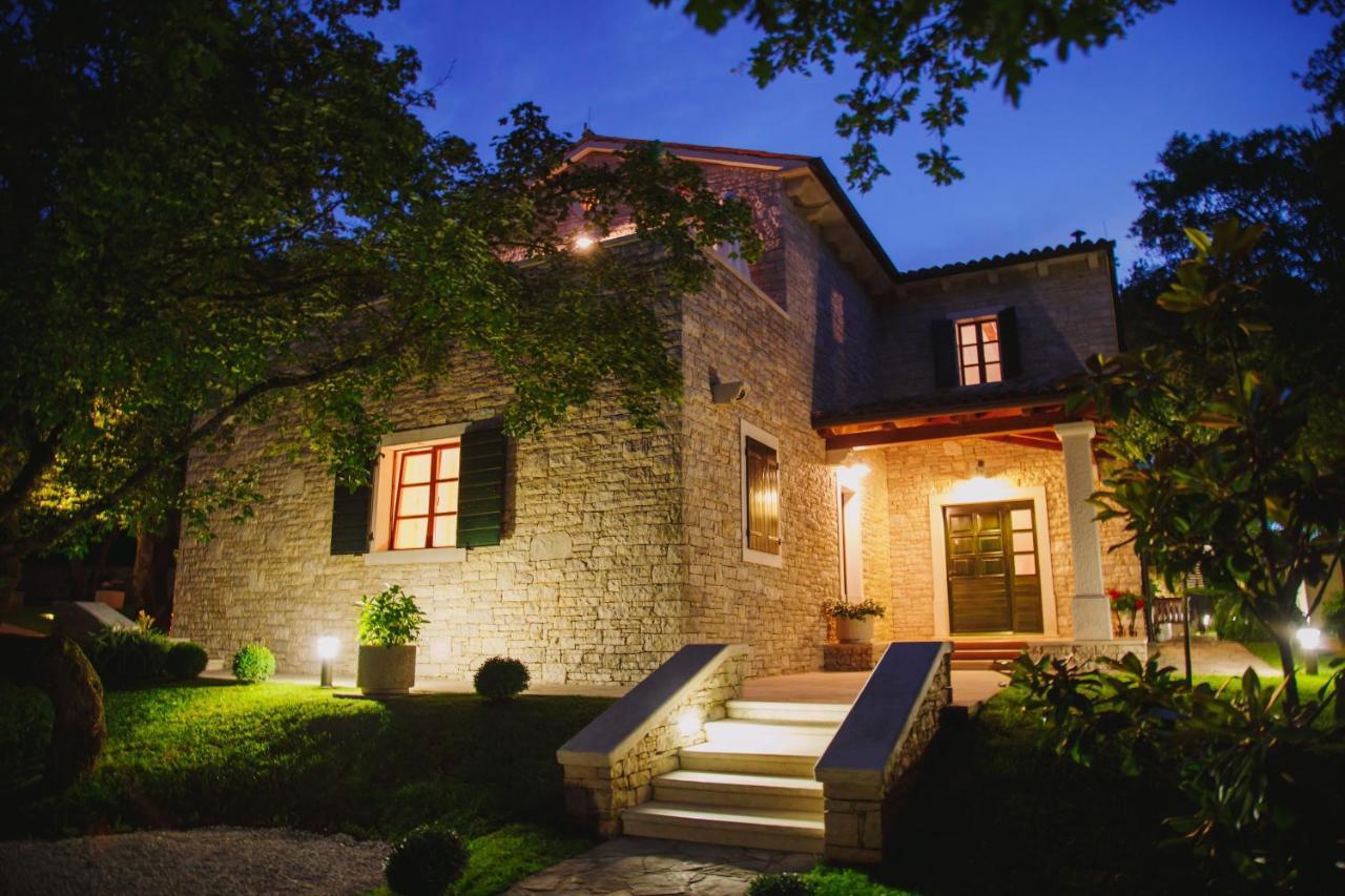 Villa Kringa Tinjan Esterno foto